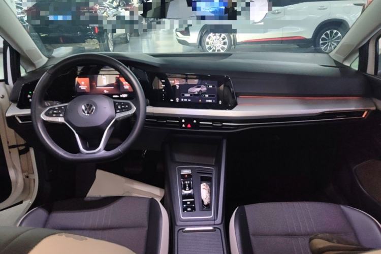 Used Volkswagen Golf 2021 280TSI DSG Pro Center Console