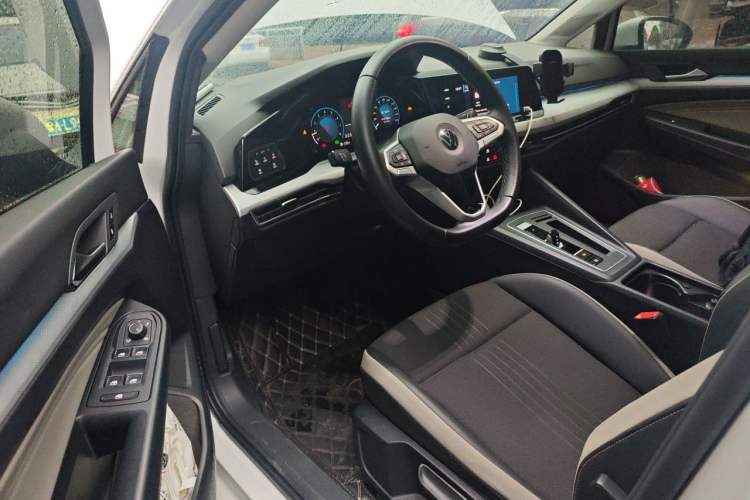 Used Volkswagen Golf 2021 280TSI DSG Pro Driver Seat