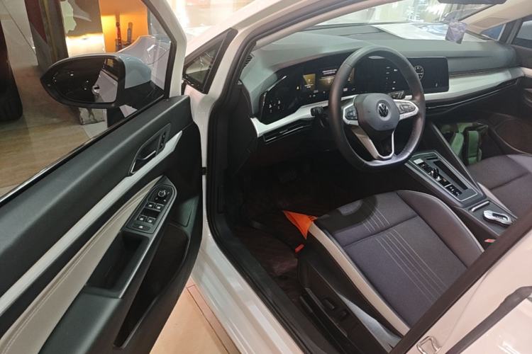 Used Volkswagen Golf 2021 280TSI DSG Pro Driver Seat