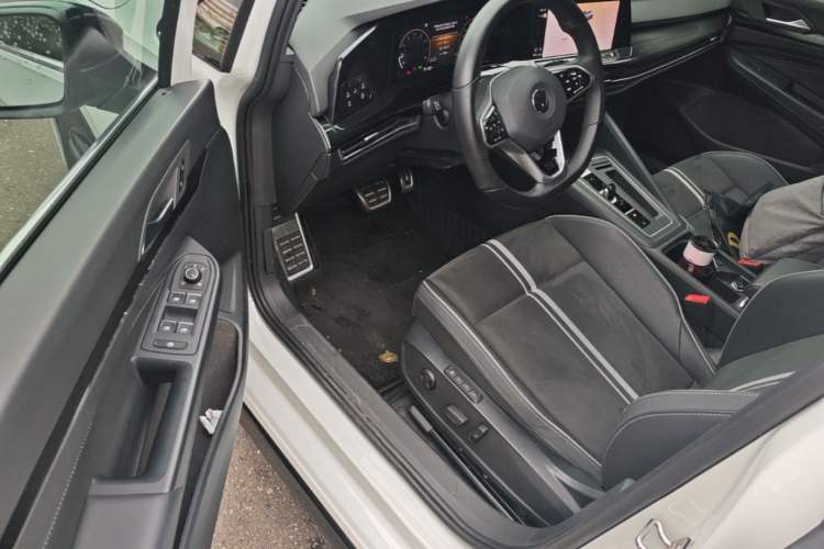 Used Volkswagen Golf 2021 280TSI DSG R-Line Driver Seat