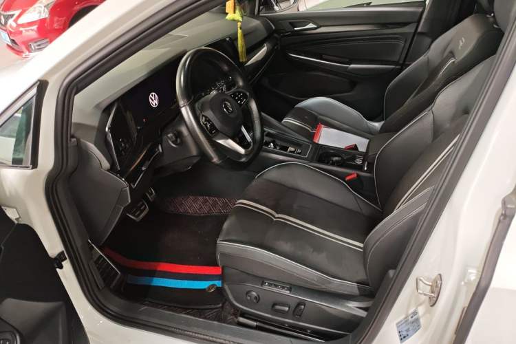 Used Volkswagen Golf 2021 280TSI DSG R-Line Driver Seat