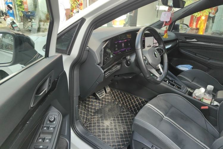 Used Volkswagen Golf 2021 280TSI DSG R-Line Driver Seat