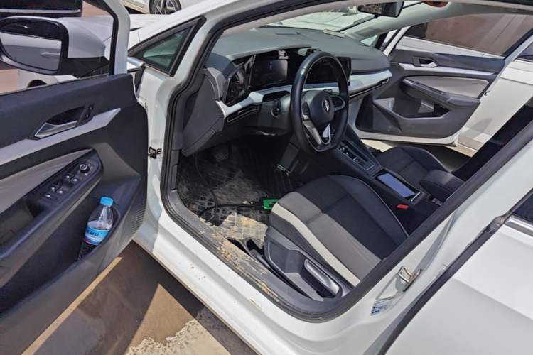 Used Volkswagen Golf 2021 280TSI DSG Pro Driver Seat