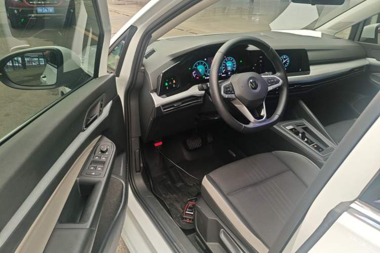 Used Volkswagen Golf 2021 280TSI DSG Pro Driver Seat