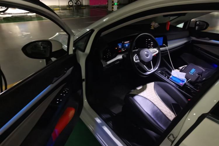 Used Volkswagen Golf 2021 280TSI DSG Pro First Edition Driver Seat