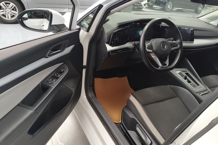 Used Volkswagen Golf 2021 280TSI DSG Pro Driver Seat