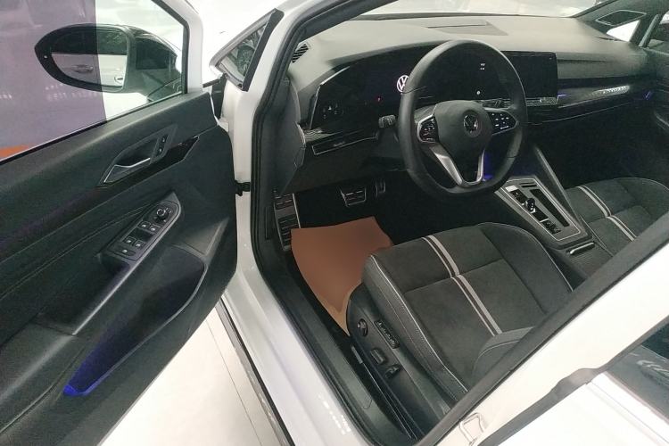 Used Volkswagen Golf 2021 280TSI DSG R-Line Driver Seat