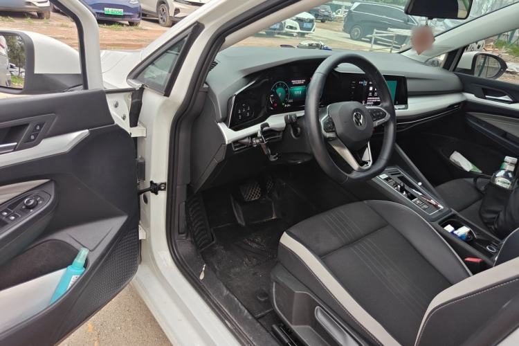 Used Volkswagen Golf 2021 280TSI DSG 30th Anniversary Edition Driver Seat