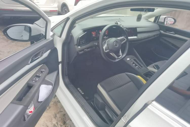 Used Volkswagen Golf 2021 280TSI DSG Pro Driver Seat
