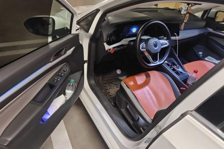 Used Volkswagen Golf 2021 280TSI DSG Pro Driver Seat