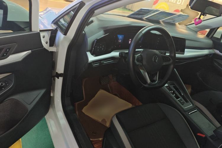 Used Volkswagen Golf 2021 280TSI DSG Pro Driver Seat