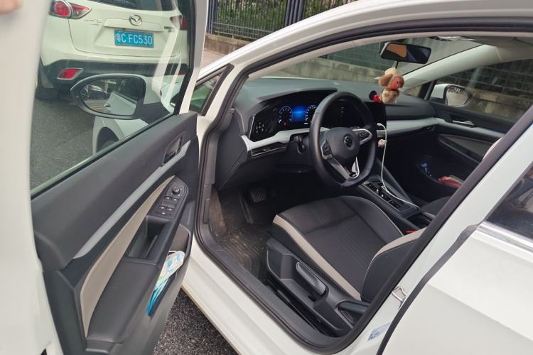 Used Volkswagen Golf 2021 280TSI DSG Pro Driver Seat