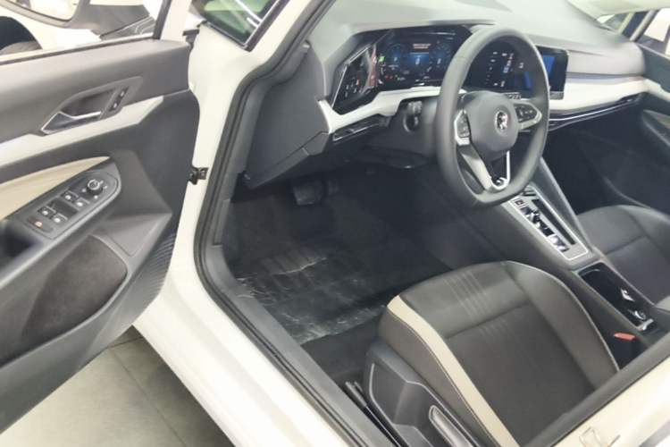 Used Volkswagen Golf 2021 280TSI DSG Pro Driver Seat