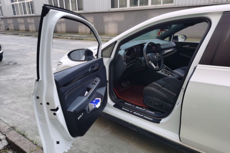Used Volkswagen Golf 2021 280TSI DSG R-Line Driver Seat