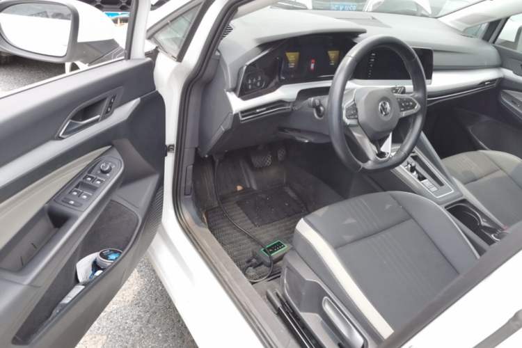 Used Volkswagen Golf 2021 280TSI DSG Pro First Edition Driver Seat