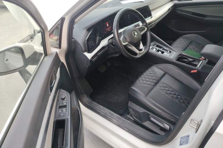 Used Volkswagen Golf 2021 280TSI DSG 30th Anniversary Edition Driver Seat