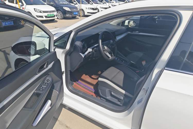 Used Volkswagen Golf 2021 280TSI DSG Pro Driver Seat