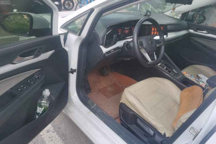 Used Volkswagen Golf 2021 280TSI DSG Pro Driver Seat