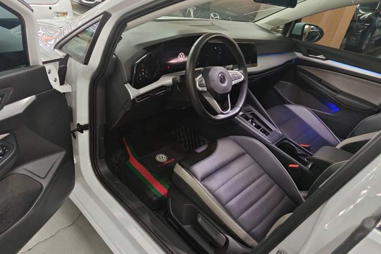 Used Volkswagen Golf 2021 280TSI DSG Pro Driver Seat