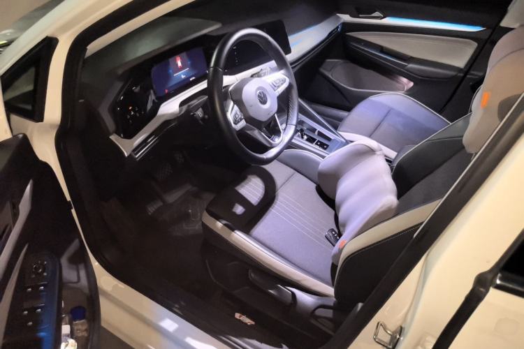 Used Volkswagen Golf 2021 280TSI DSG 30th Anniversary Edition Driver Seat