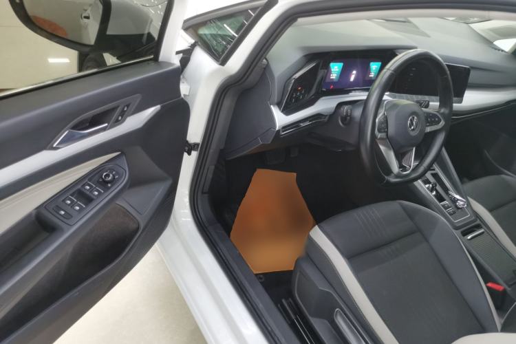 Used Volkswagen Golf 2021 280TSI DSG Pro First Edition Driver Seat