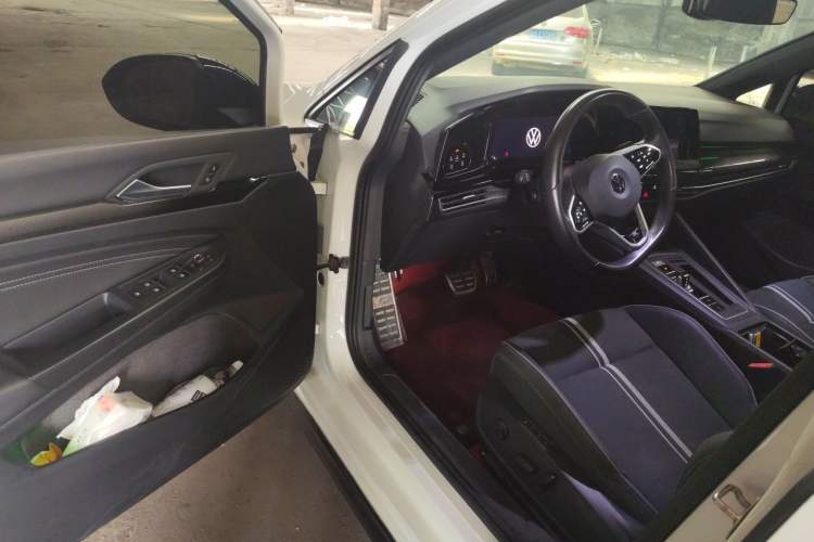 Used Volkswagen Golf 2021 280TSI DSG R-Line Driver Seat