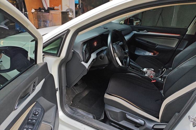 Used Volkswagen Golf 2021 280TSI DSG Pro First Edition Driver Seat