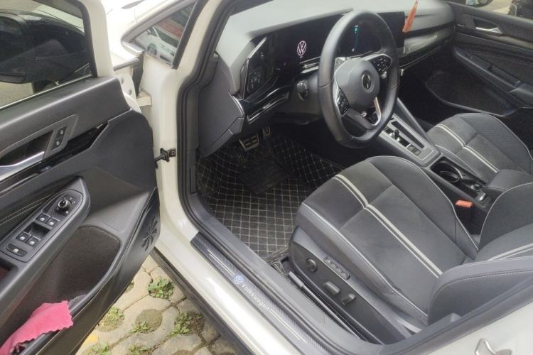 Used Volkswagen Golf 2021 280TSI DSG R-Line Driver Seat