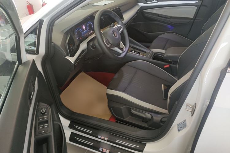 Used Volkswagen Golf 2021 280TSI DSG Pro Driver Seat