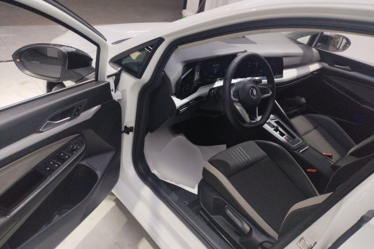 Used Volkswagen Golf 2021 280TSI DSG Pro Driver Seat