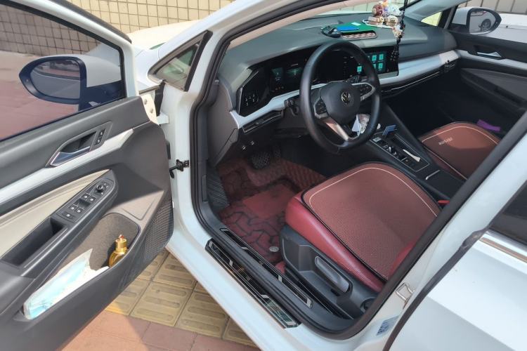 Used Volkswagen Golf 2021 280TSI DSG Pro Driver Seat