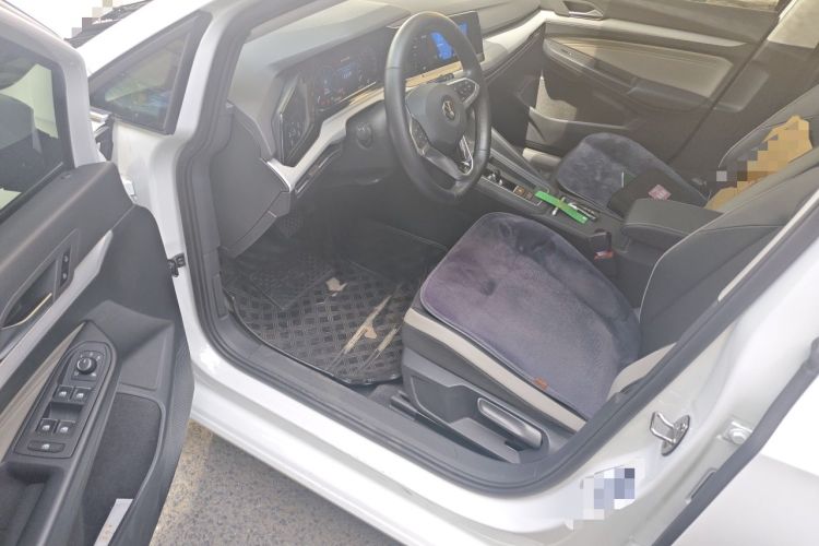 Used Volkswagen Golf 2021 200TSI DSG Pro Driver Seat