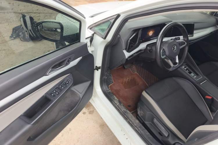 Used Volkswagen Golf 2021 280TSI DSG Pro Driver Seat