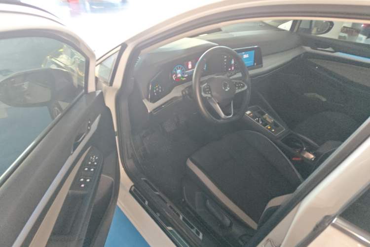 Used Volkswagen Golf 2021 280TSI DSG Pro Driver Seat