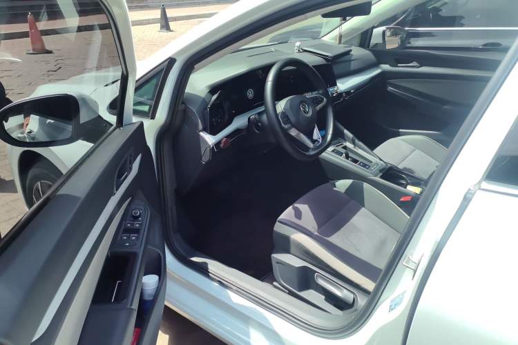 Used Volkswagen Golf 2021 280TSI DSG 30th Anniversary Edition Driver Seat