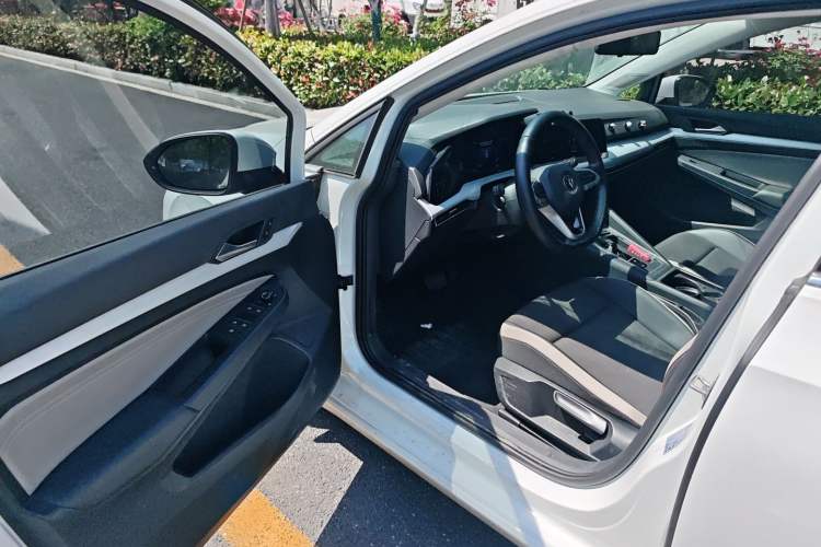 Used Volkswagen Golf 2021 280TSI DSG Pro Driver Seat