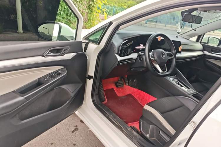 Used Volkswagen Golf 2021 280TSI DSG Pro Driver Seat