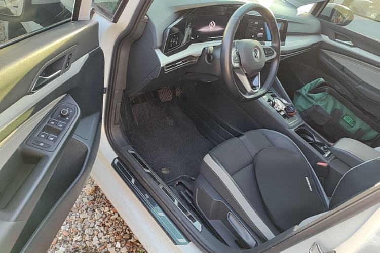 Used Volkswagen Golf 2021 280TSI DSG 30th Anniversary Edition Driver Seat