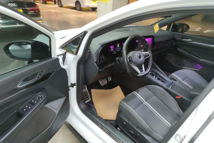 Used Volkswagen Golf 2021 280TSI DSG R-Line Driver Seat