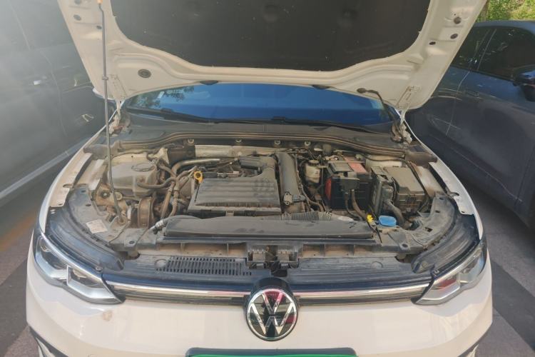 Used Volkswagen Golf 2021 280TSI DSG Pro Engine Bay