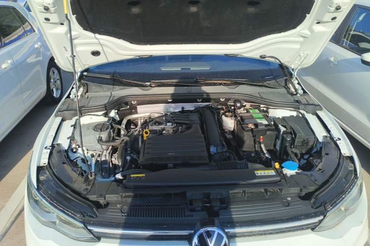 Used Volkswagen Golf 2021 280TSI DSG Pro Engine Bay