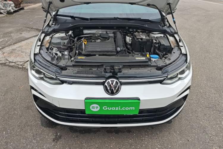 Used Volkswagen Golf 2021 280TSI DSG R-Line Engine Bay