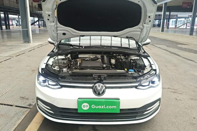 Used Volkswagen Golf 2021 280TSI DSG Pro Engine Bay