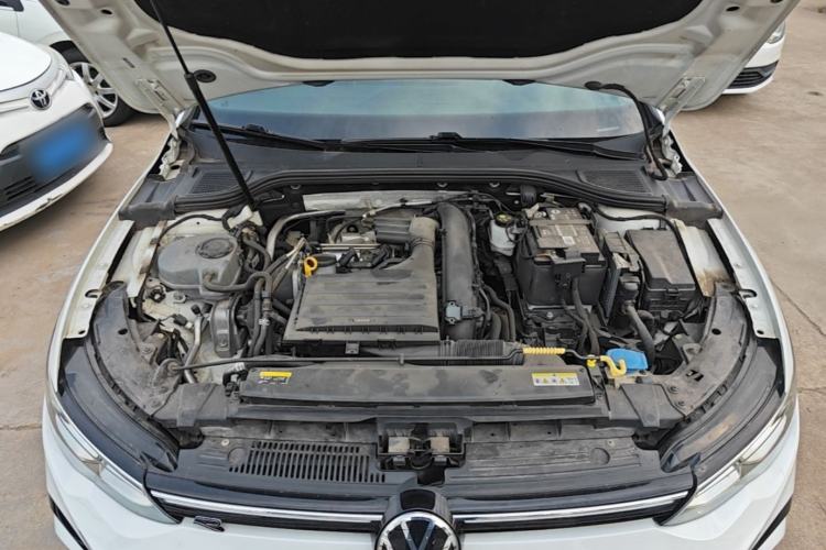 Used Volkswagen Golf 2021 280TSI DSG R-Line Engine Bay