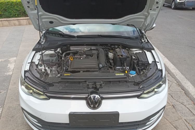Used Volkswagen Golf 2021 280TSI DSG Pro Engine Bay