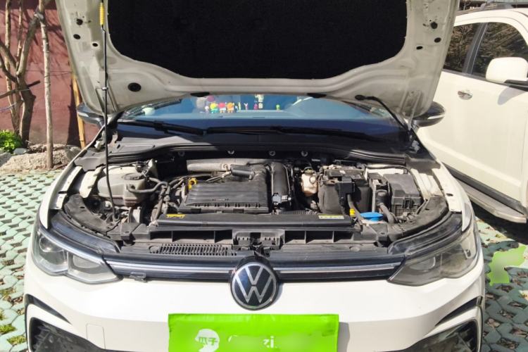 Used Volkswagen Golf 2021 280TSI DSG R-Line Engine Bay