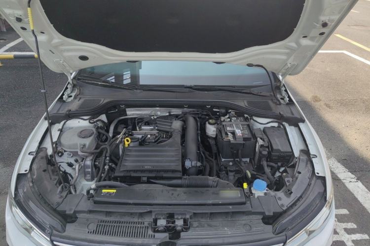 Used Volkswagen Golf 2021 280TSI DSG R-Line Engine Bay