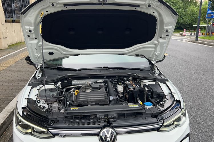 Used Volkswagen Golf 2021 280TSI DSG R-Line Engine Bay