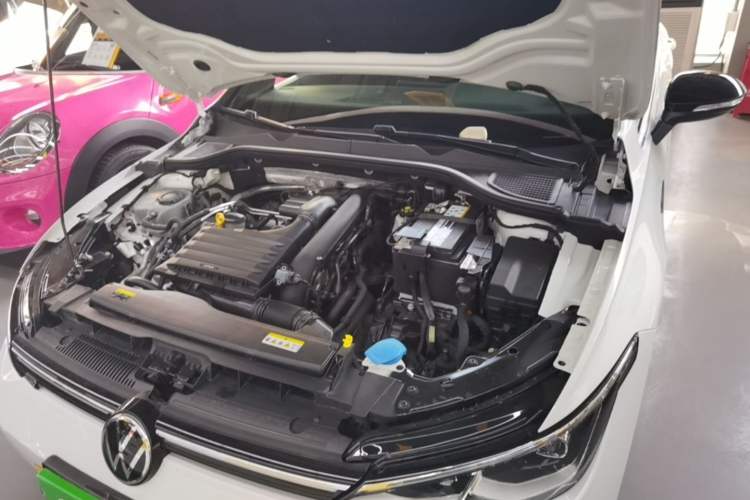 Used Volkswagen Golf 2021 280TSI DSG 30th Anniversary Edition Engine Bay
