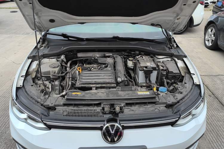 Used Volkswagen Golf 2021 280TSI DSG Pro Engine Bay